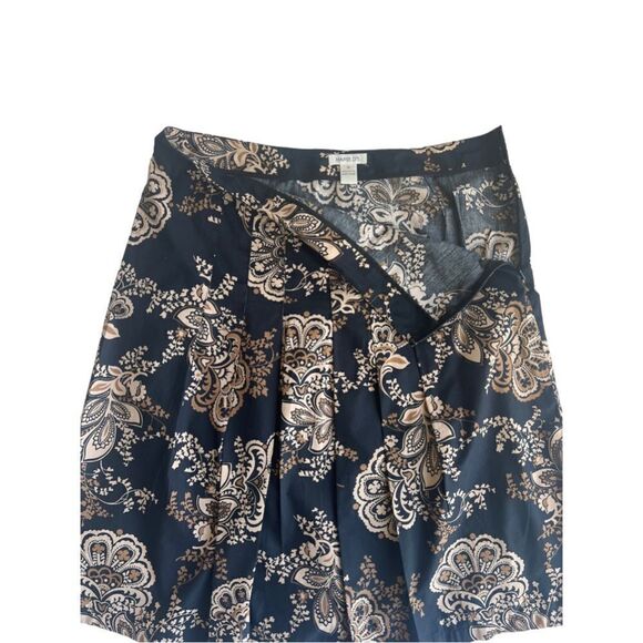 Harold's Navy Blue Tan Pleated Floral Pattern A-Line 100% Cotton Sum Skirt sz 12 - Picture 5 of 7